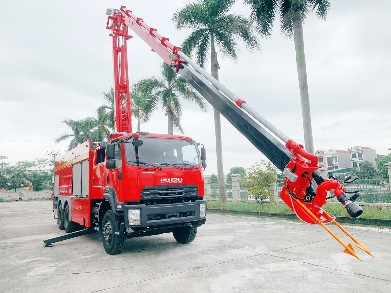Hình ảnh minh họa xe chữa cháy cần vươn 16,5m 