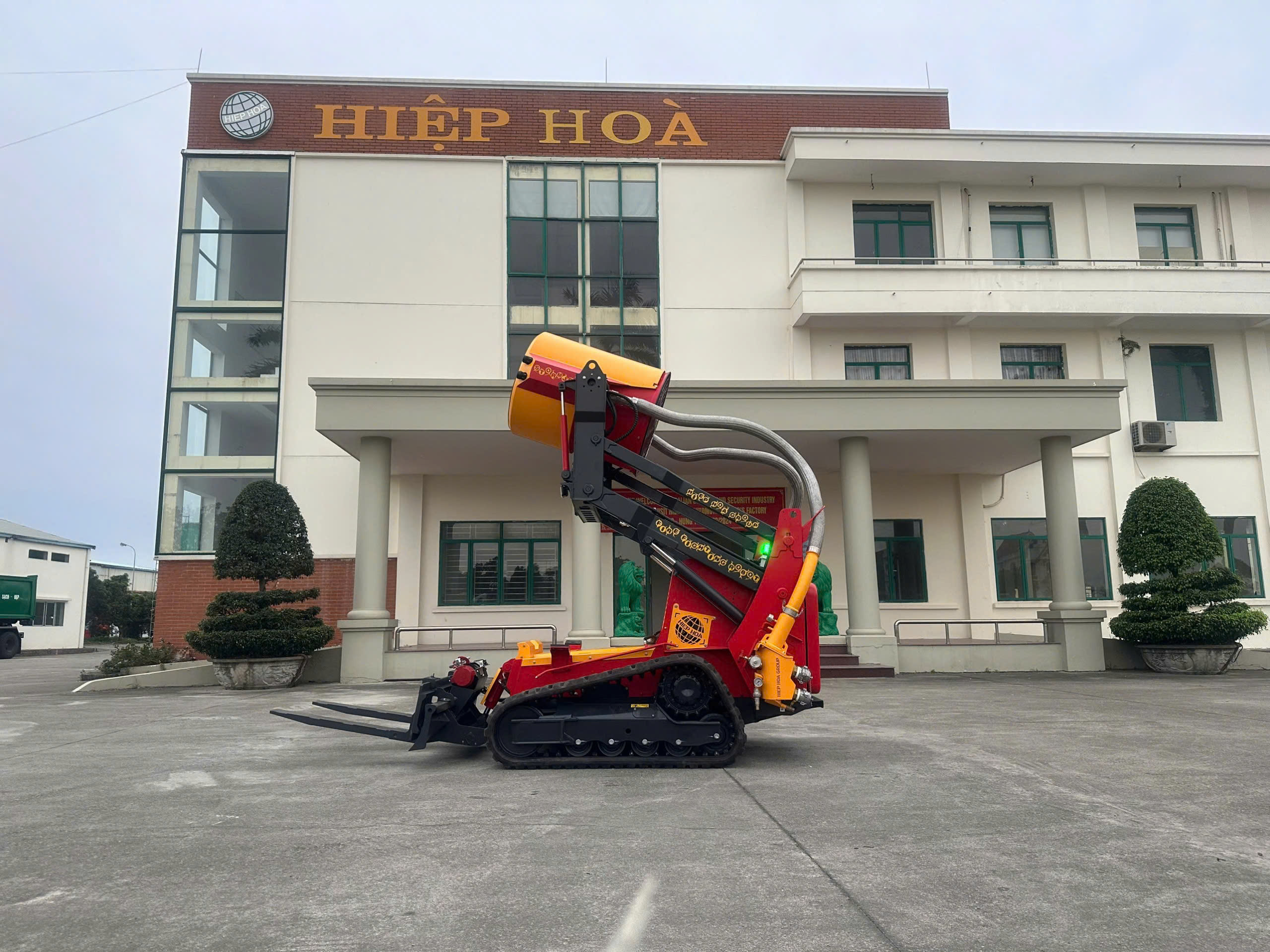 Robot chữa cháy Hiệp Hòa